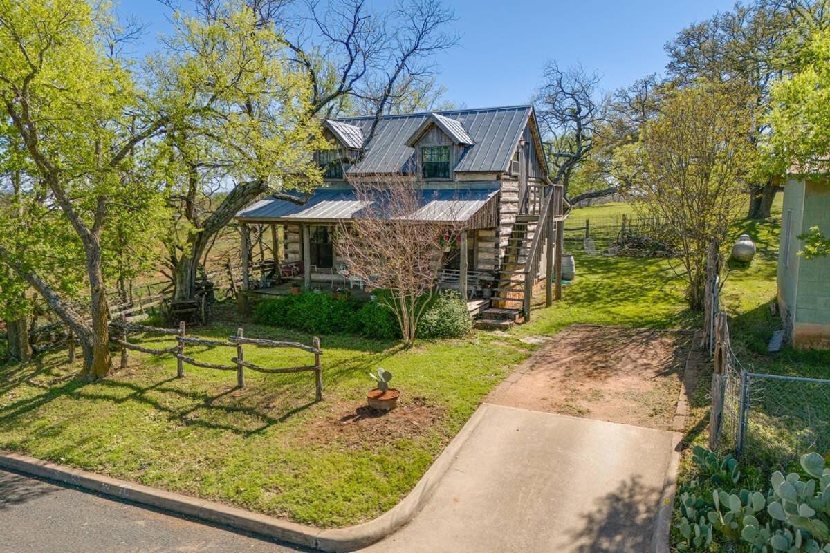 Das Eck Haus - Cozy Cabin Getaway Fredericksburg Dış mekan fotoğraf