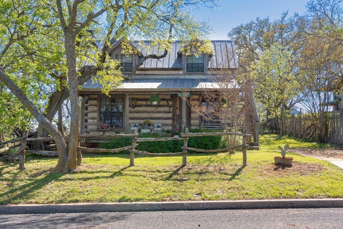 Das Eck Haus - Cozy Cabin Getaway Fredericksburg Dış mekan fotoğraf