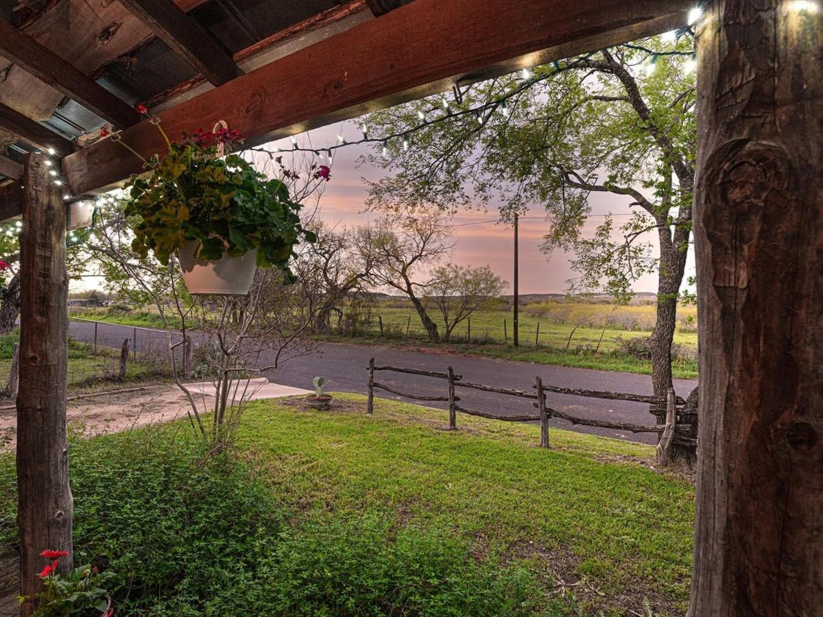 Das Eck Haus - Cozy Cabin Getaway Fredericksburg Dış mekan fotoğraf