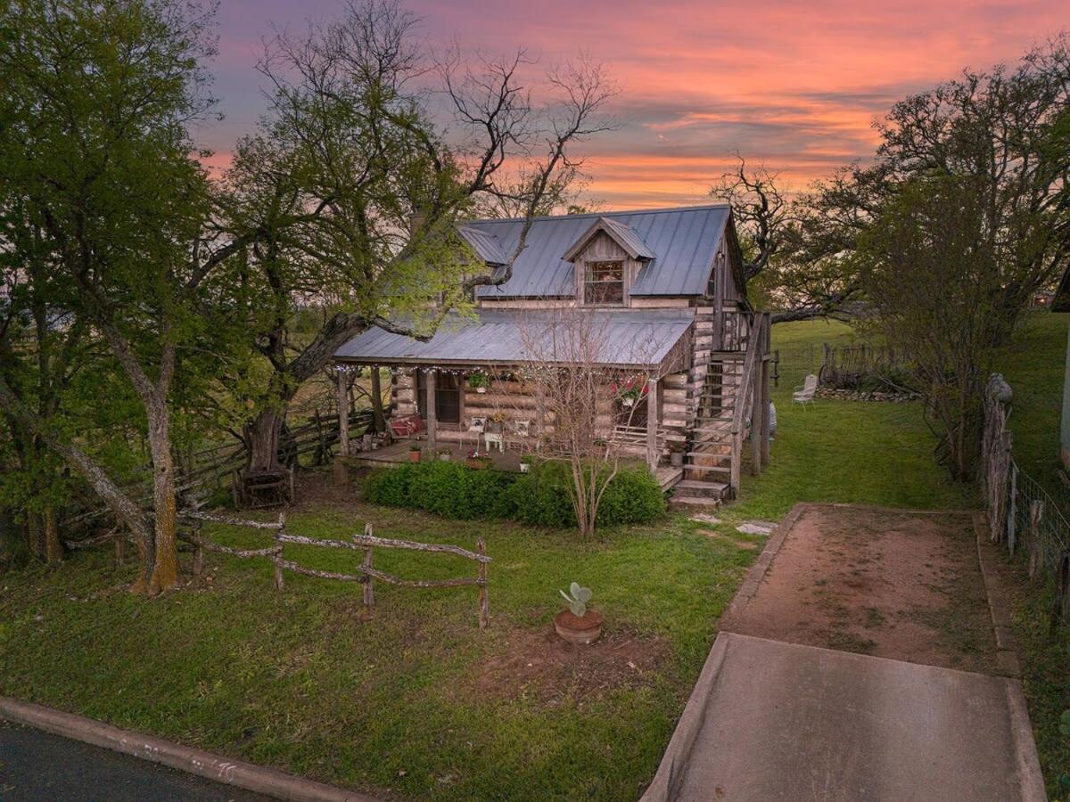 Das Eck Haus - Cozy Cabin Getaway Fredericksburg Dış mekan fotoğraf